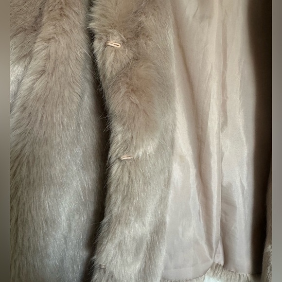 New Look by ASOS Faux Fur Coat - Picture 4 of 6